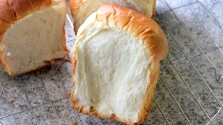 Cách làm BÁNH MÌ SỮA HOKKAIDO siêu mềm, thơm - Soft & fluffy HOKKAIDO MILK BREAD | Savoury Days