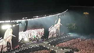 Bon jovi living on a prayer Wembley 2019