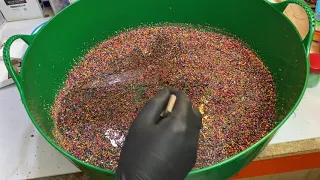 Grated Crayola Crayons to Make a Melted Crayon Epoxy Resin Table ! **Unwaffled**