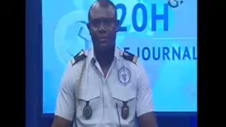 Un Lieutenant craque et chie dans son froc en plein direct du journal télévisé gabonais.