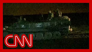 ‘Remarkable’: CNN reporter spots major Russian tank movement