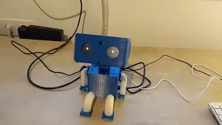 Little Timmy Robot face tracking, Raspberry Pi and Arduino