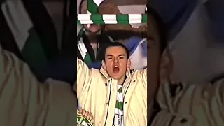 CELTIC vs LIVERPOOL sing ‘You’ll Never Walk Alone’ (2003). Goosebumps 😳 #ynwa #youllneverwalkalone