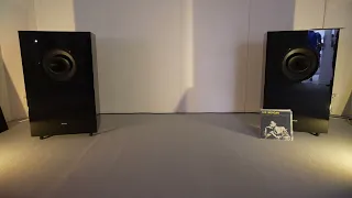 Zeiler Audio SP-01 Loudspeakers, PR-01 Pre Amplifier, PA-01 Power Amplifier - HIGH END 2024