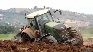 [Aratura da Scasso 2015 ]Fendt 930 Vario con Aratro da scasso Aldo Annovi