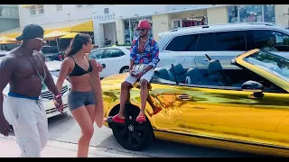 GOLD DIGGER Prank GOLD BENTLEY "I Can Take Your Girl"
