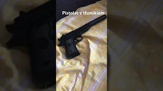 Pistolet z tłumikiem