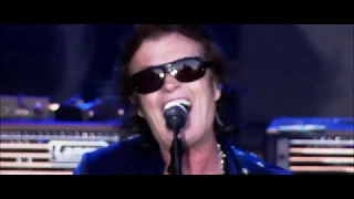 Black Country Communion: "Cold" - Live Over Europe