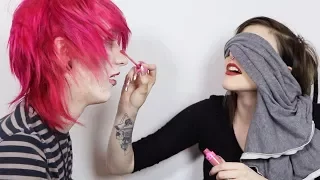 GIRLFRIEND DOES MY MAKEUP!! BLINDFOLDED