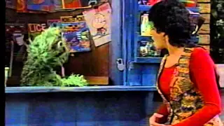 Sesame Street - Oscar's Newsstand