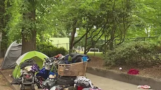 Laurelhurst Park homeless campers return hours after city sweeps camp