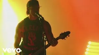 Bullet For My Valentine - You Want a Battle? (Here's a War) (Live Performance)