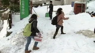 В Японии снег выпал там, где его не видели почти сто лет