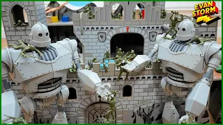 👽 Pretend Play Castle Defense: Plastic Army Men VS Alien Iron Giants from Space