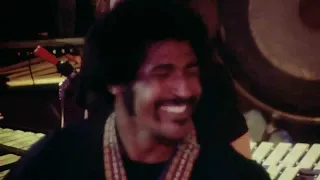 Frank Zappa - 1973 - Pamela's Sexy Dance on Pigmy Twilite. Video.