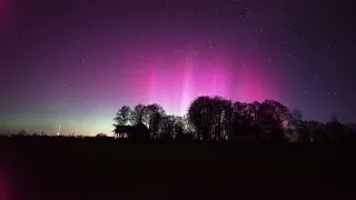 Полярное сияние в д Буреги у Воскресенской часовни. 6 мая 2024 г.