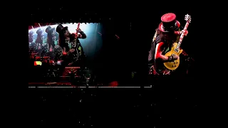 Guns N Roses - Sweet Child O'Mine (Saitama Super Arena, Tokyo 06Nov22 [4K])