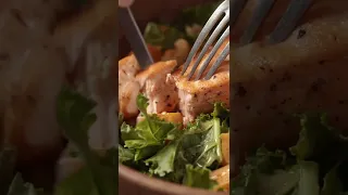FREE STOCK VIDEO - 4K - Slicing Fried Salmon