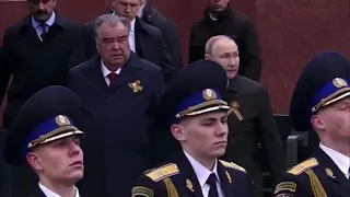 🇷🇺🇹🇯Владимир Путин и Эмомали Рахмон вместе пришли на парад Победы на Красной площади в Москве