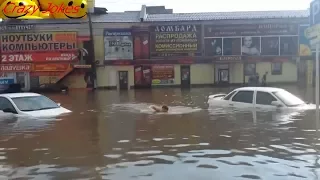 Забавные ситуации из жизни людей в России!Смешное видео про прикольные моменты людей!