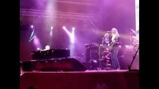 Elton John Nikita on Maidan live in Kiev  30.06.2012 ( I am Still standing + Nikita)