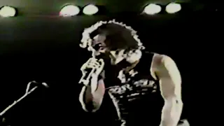 AC/DC - T.N.T. (Rock In Rio - January 19, 1985)