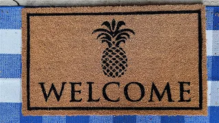 Avera Products Classic Pineapple Welcome Mat - 29 x 17 - Non Slip Backing