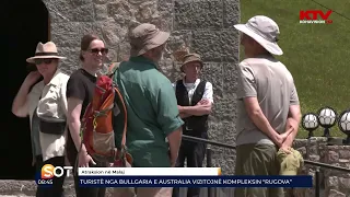 Turiste nga Bullgaria e Australia vizitojne kompleksin Rugova