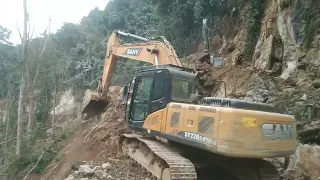 Three JCB together work at Landslide Area : Arunachal Pradesh