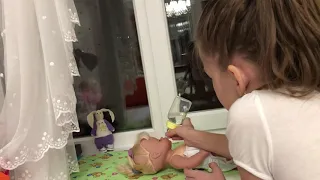 Укладываю Леночку спать 🌃🧸🍼