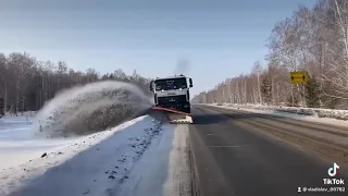 Снежная фиерия, не стой на обочине!