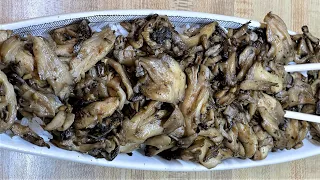 How To Clean & Cook Maitake Mushrooms l Hen Of The Woods Mushroom Recipe l Gastro Guru