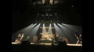 Turnstile - Mystery + TLC ( Front stage view) Live in Verti Music Hall Berlin June 7th 2023
