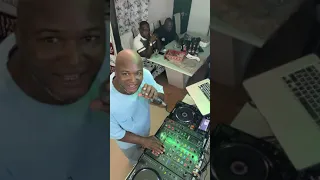 Dj