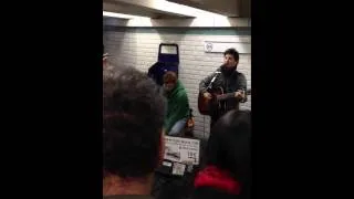 Youri Menna - Someone Like You - Live in Metro Saint Michel