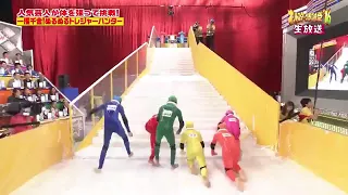 Funny Japanese Game Show - Human Tetris