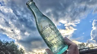 Social Distance Metal Detecting & Bottle Hunting Collab! Found Antique Bottles & Civil War Relics!