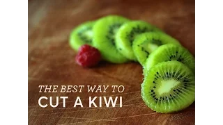 The Best Way To Cut a Kiwi