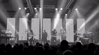 Evija Vēbere feat. Carnival Youth - Par Sašaurināšanos (Live)