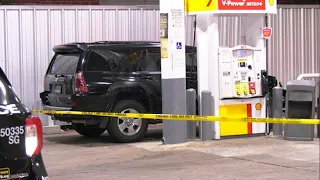 Raw video: Police give updates on deadly shooting at SW Houston gas station