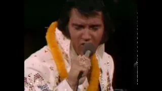 She Thinks I Still Care - Elvis Presley