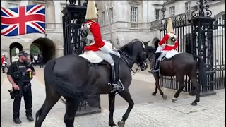 The Queen’s Life Guards Four O’Clock Inspection Parade | Horse Guards Parade | LONDON 2021 🇬🇧