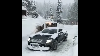 Aston Martin in winter 🌨️❄️