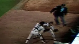 80WS Gm6: Boone drops it but Rose catches it