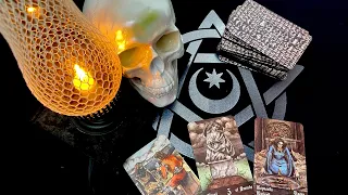 Обзор интересной кололы 🔥 Кладбищенское Таро. Necropolis Tarot #таролог #таро #тарообзор