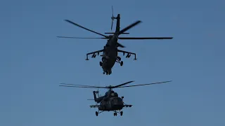 4Kᵁᴴᴰ Mi-24V Hind & Mi-171Sh Czech Air Force Flying Display @ LOTOS GDYNIA AEROBALTIC AIRSHOW