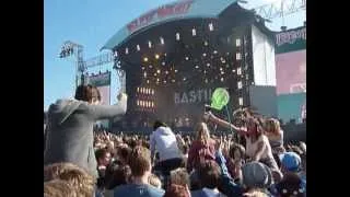 BASTILLE- Pompeii. Live at Isle of Wight Festival 2013