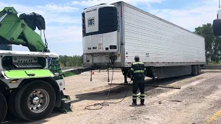 Loaded Reefer Trailer Sunk Into The ground. Be careful Trucker .