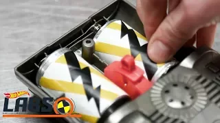 Hot Wheels лаборатория : Изучаем батареи! Развивающее видео | @HotWheelsRussia 3+