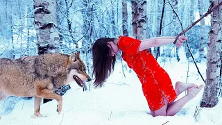 Woman Followed This Howling Wolf, And Then She Discovered Something Terrible..